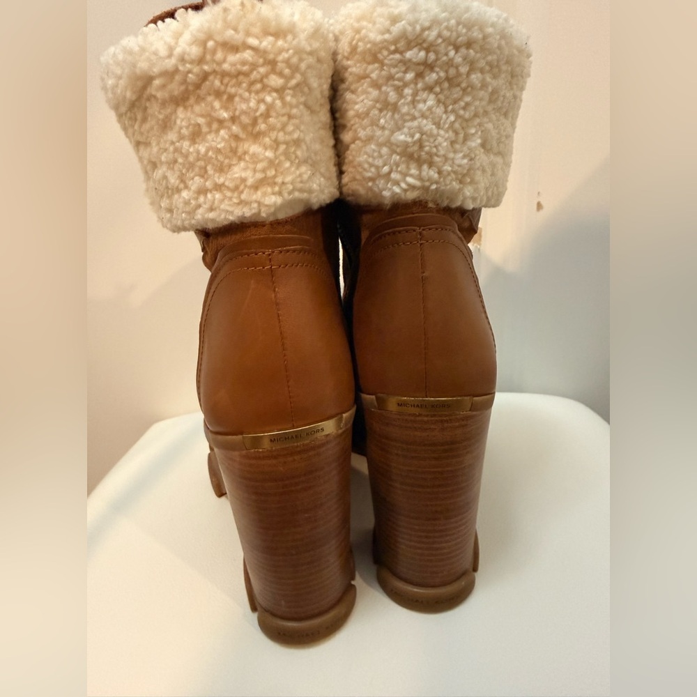 Leather Michael Kors Tan Lace-Up Boots - Picture 3 of 7